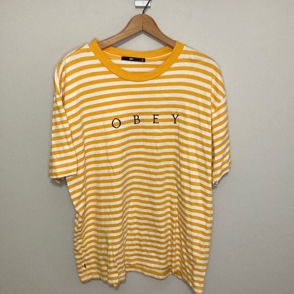 OBEY men’s yellow striped t-shirt short sleeve, size large tee